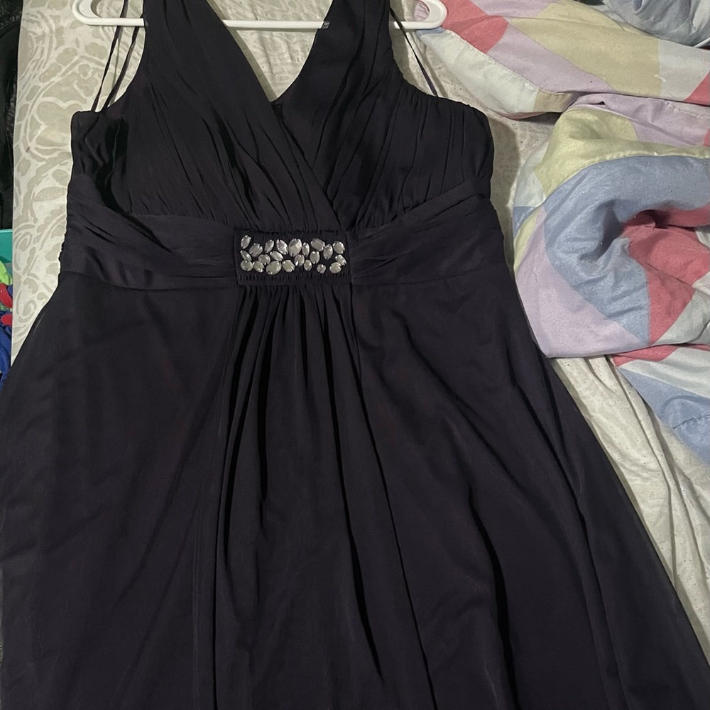 Elegant Purple Sleeveless Dress with Embellished Waist